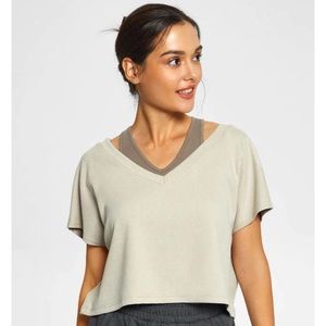 Vneck batwing sleeve crop top